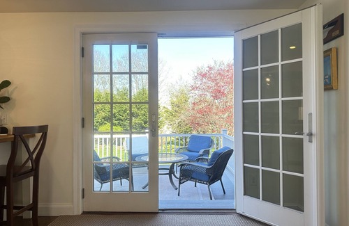 Middletown Casa | Hydrangea House! Beach house with deck, yard & play space - 2 miles to the beach