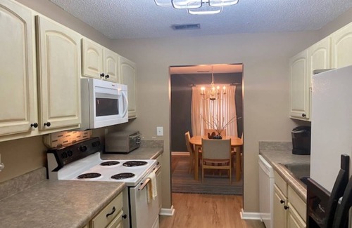 Charleston Casa | Hygge Charleston Townhome Near Folly Beach & Downtown w Paved Walking Trail!