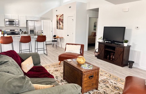 Bentonville Casa | Hygge Cottage