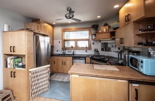 Holland Casa | Hygge Hideaway with gas fireplace, fenced yard, and eco friendly products