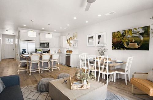 Washington Fields Condominio | Hygge House | EV Charger
