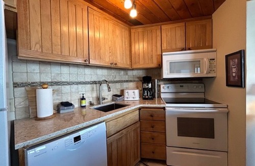 Tofte Condominio | ¡Bienvenido a Hygge of Gull Harbour en el lago Superior!