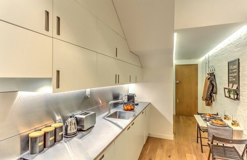 Queen's Gate Apartamento | Estudio de diseño relajante en Chic South Kensington