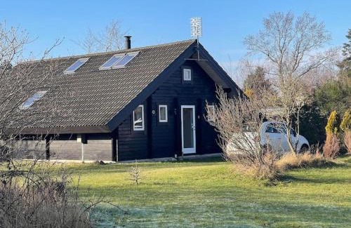 Nykobing Sjaelland Casa | Hyggeligt og lyst feriehus nær stranden i Klint