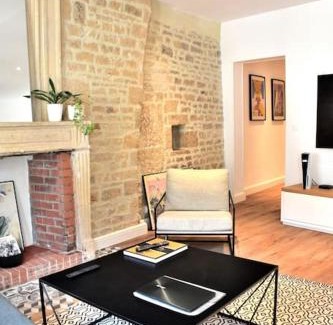 Centre Ancien Apartamento | Hyper Centre - Élégant Appartement au Pied des Restaurants et Boutiques