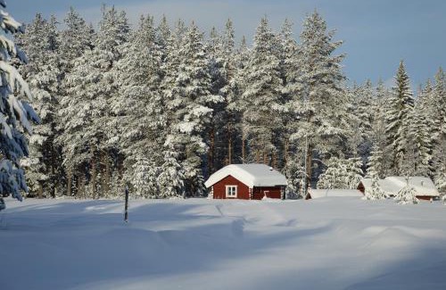 Ljordal Apartamento | Hytte anno 1721 uten internett, strøm, vann - men med rødmalt utedo