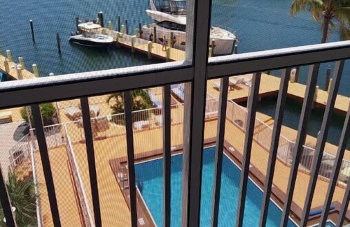 Key Largo Condominio | I bedroom condo ,beautiful views of bay .