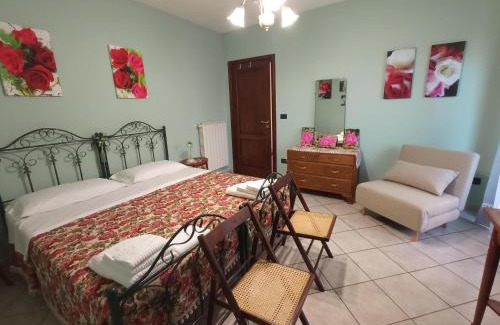 Pietramelara Casa | I Fiori di AminA "Le Rose"