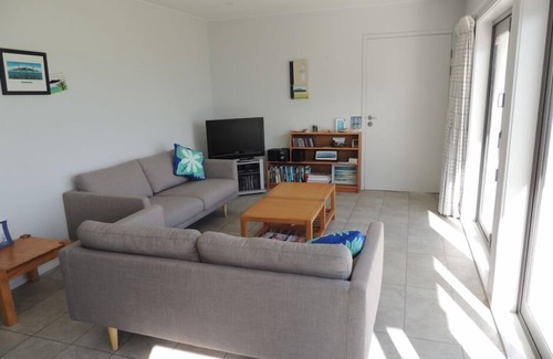 Paekakariki Casa | Frente a la playa Unidad 3 dormitorios con vistas fabulosas