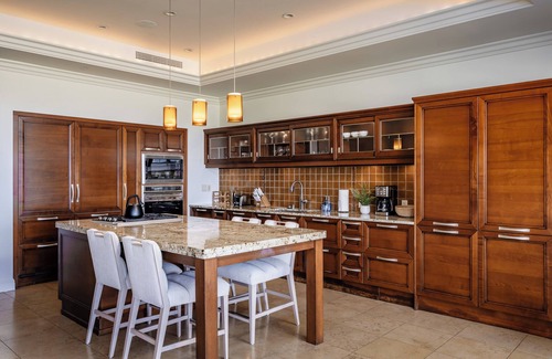 Wailea Villa | I. P.M PRESENTA: HOOLEI 69-2. GRANDES VISTAS + CERCA DE LA PISCINA! DESDE $ 595 / NT