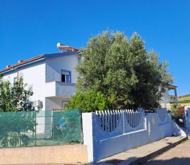 Tergu Cama Y Desayuno | I Sette Ulivi Bed and Breakfast