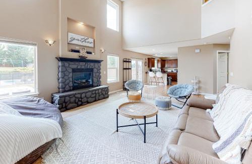 Monitor Casa | I Spy The Enchantments
