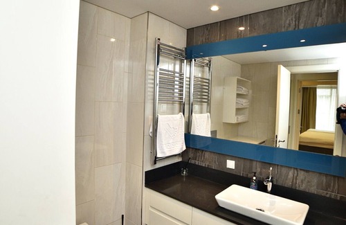 Gumussuyu Mahallesi Apartamento | İstiklal Street Taksim Square Lux Apartment in PETEK Residence.