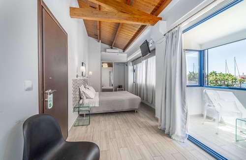 Lefkada Hotel | Ianos Bay