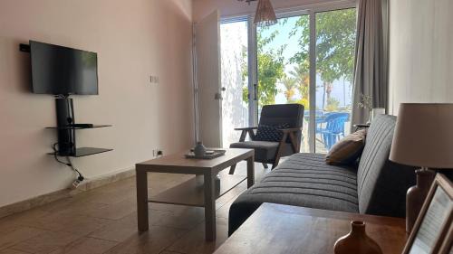 Latsi Apartamento | Iason Seaview home in Latchi