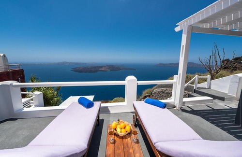 Imerovigli Villa | Iatis View Collection
