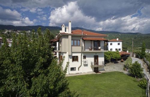 Volos Villa | IATROU HOUSE- villa WITH INCREDIBLE VIEW