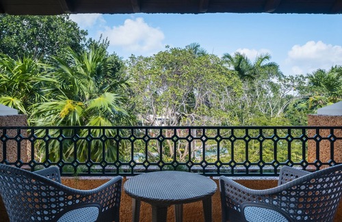Villa Juarez Complejo | Iberostar Waves Paraíso Beach - All Inclusive
