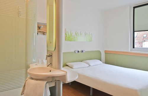 Saint-Quentin Hotel | ibis budget Saint-Quentin Centre Gare