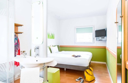 Saint-Quentin Hotel | ibis budget Saint-Quentin Centre Gare