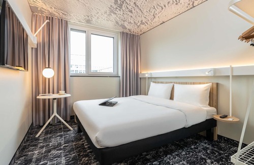 Lichtenbroich Hotel | ibis Duesseldorf Airport