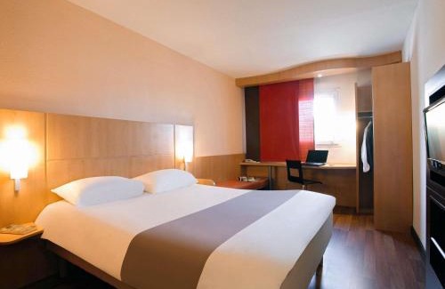 Manosque Hotel | ibis Manosque Cadarache