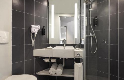 Vikhroli West Hotel | ibis Mumbai Vikhroli - An Accor Brand