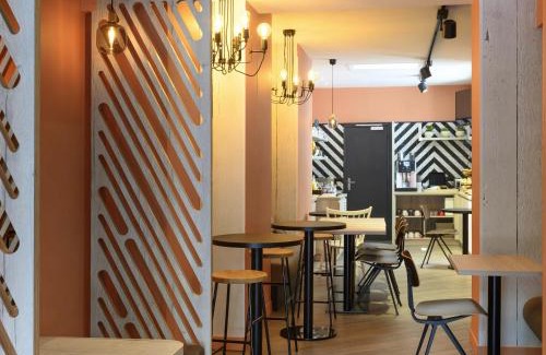 Necker Hotel | ibis Paris Tour Montparnasse 15eme