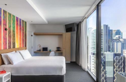 Brisbane Central Business District Hotel | ibis Styles Brisbane Elizabeth Street