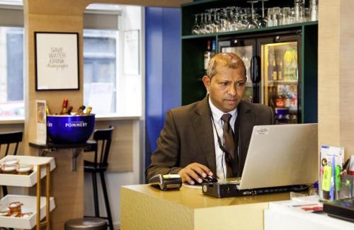 Quartier de Rochechouart Hotel | ibis Styles Paris Cadet Lafayette