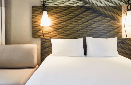 La Seyne-sur-Mer Hotel | ibis Toulon La Seyne Sur Mer