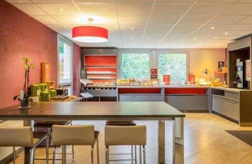 Jouy-en-Josas Hotel | ibis Velizy Jouy-En-Josas