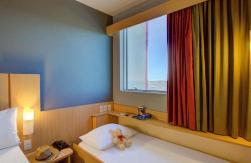 Jardim da Penha Hotel | ibis Vitoria Praia de Camburi