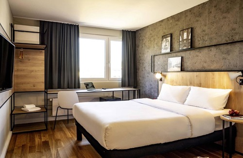 Horgen District Hotel | ibis Zurich Adliswil