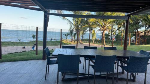 Itacimirim Apartamento | Ibiza- Mar& Lazer 3 suítes Itacimirim pé na areia