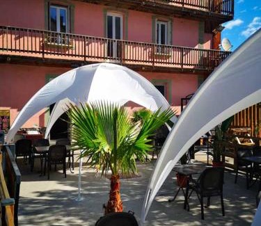 LʼArgentiere-la-Bessee Hotel | Ice Rock Hotel