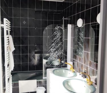 LʼArgentiere-la-Bessee Hotel | Ice Rock Hotel