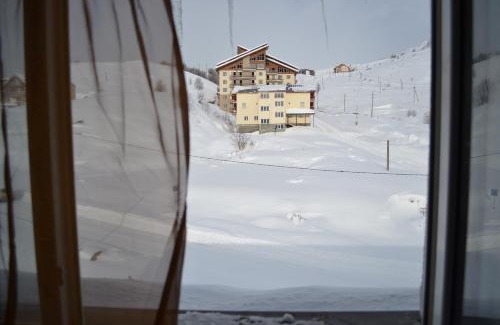 Kazbegi Apartamento | Iceberg Loft