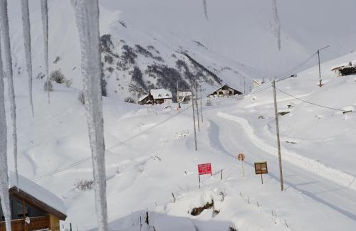 Kazbegi Apartamento | Iceberg Loft