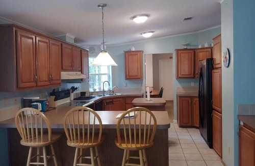 Branford Casa | Ichetucknee & Ginnie Springs, Sante Fe & Suwanee Rivers & Divers Woods Retreat