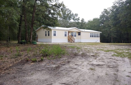 Branford Casa | Ichetucknee & Ginnie Springs, Sante Fe & Suwanee Rivers & Divers Woods Retreat