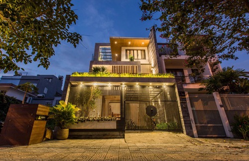 Da Nang City Centre Villa | Icity Villa Riverfront Danang