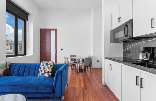 Ponce Centro Apartamento | Icon Plena Suite | Stylish, Modern & Best Location