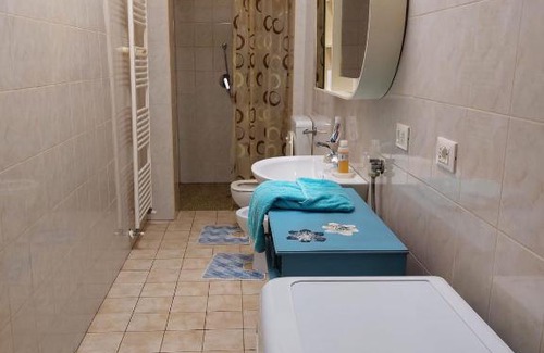 Ferrara Apartamento | Icona dorata