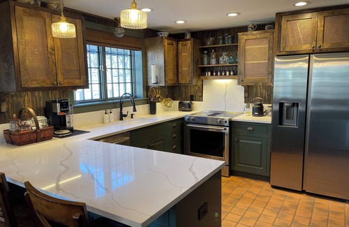 Niantic Casa | Iconic Bow House, an Oasis in the Heart of the Niantic Bay Marina