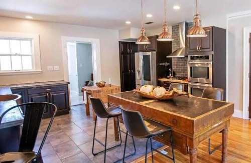 Hastings Casa | Iconic Historic Home