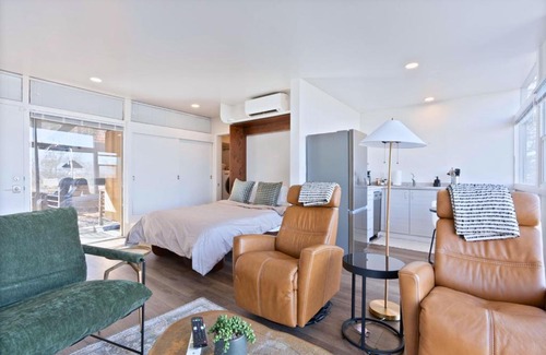 Cliff - Cannon Apartamento | Iconic Modern Stay w Free Parking