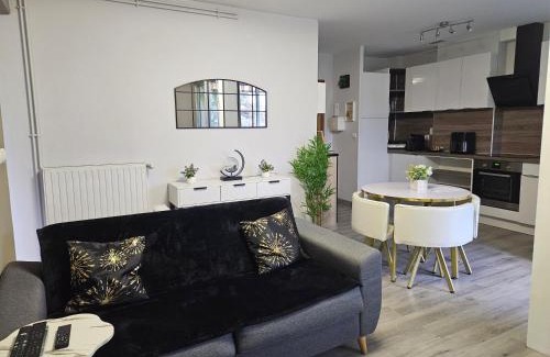 Digne-les-Bains Apartamento | Idéal long séjour, Souvenirs de Provence,T2 classé, vue sur les montagnes, toutes commoditées!