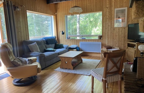 Saint-Sauveur-Camprieu Chalet De Esquí | Idéalement Situé au Centre du Village Près du lac du Bonheur