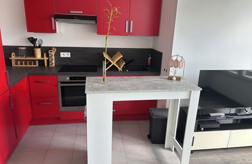 Trappes Apartamento | Idéalement Placé de Nombreux Sites des JO aux Alentours. Appartement Récent